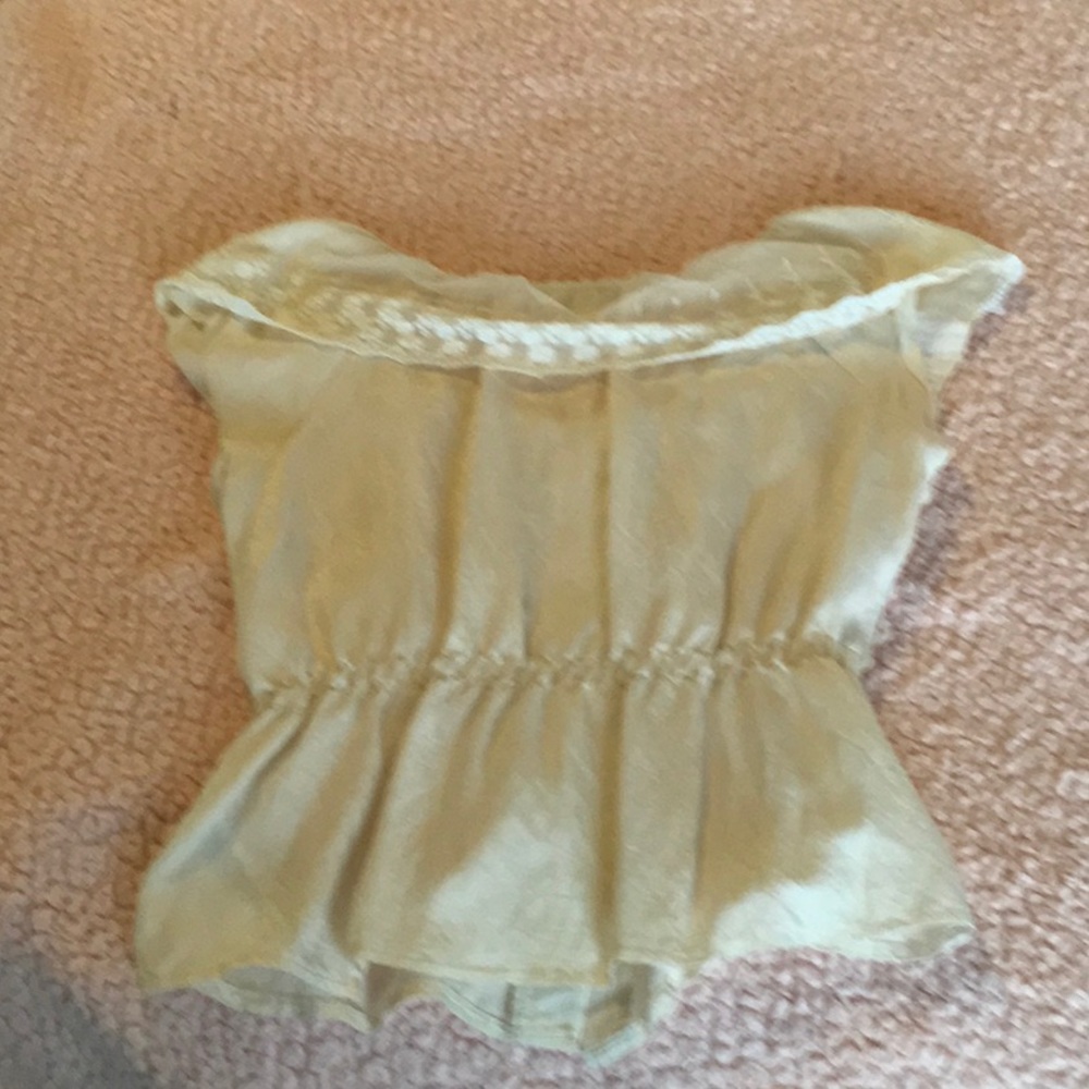 Buttoned Blouse - Picture 3 of 5